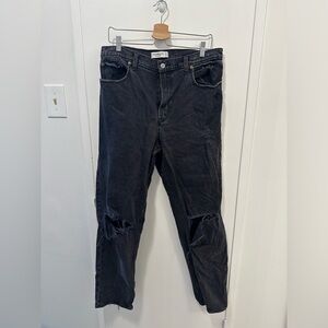 Abercrombie & Fitch Ultra High Rise Straight Black Jean 32 long / 14 long